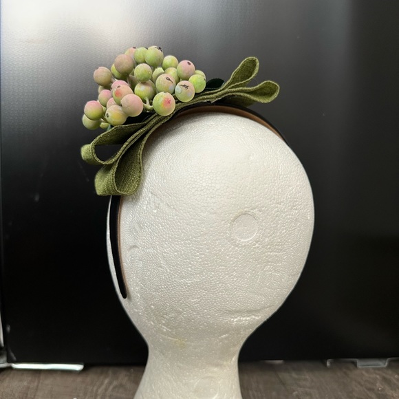 Handmade Designer Fascinator Headband Floral Green Bow and Berries - Picture 4 of 13